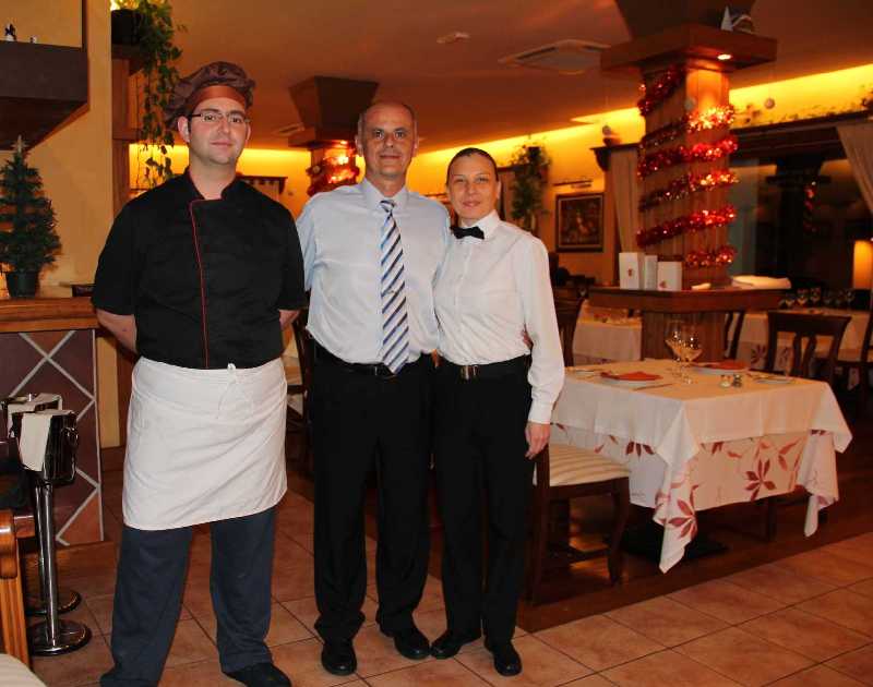 Personal del restaurante Aromas Yaiza de Playa Blanca web - Ayuntamiento de  Yaiza
