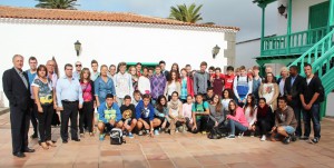 Alumnos y profesores disfrutan de una jornada cultural y son agasajados por responsables del Ayuntamiento en presencia del cónsul de Alemania para Lanzarote y Fuerteventura. 