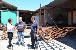 La instalación de madera y metal es obra de Guelo e Isidro Viñoly, trabajadores del Ayuntamiento de Yaiza. 