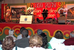 El público disfrutó de la música en el cierre de celebraciones de honra a San Isidro. 