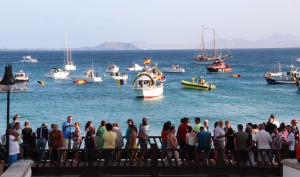 Vista general de la procesión marítima. 