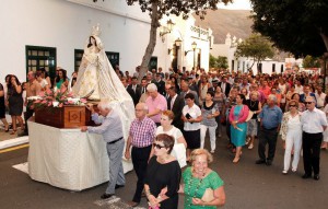 El pueblo devoto reúne a creyentes de la Isla para compartir la fiesta religiosa en la casa de Nuestra Señora de Los Remedios. 