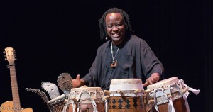 souleymane-percussions-sabars-djembe