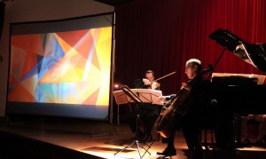 El trío Khachaturian y la musicalización en vivo del mundo de las imágenes de la revelación fascinan el primer fin de semana  del Festival de Música Clásica sureño. 