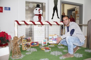El Ayuntamiento repartirá  juguetes entre familias desfavorecidas. Las donaciones pueden hacerse en el Gimnasio Municipal hasta el sábado 2 de enero.